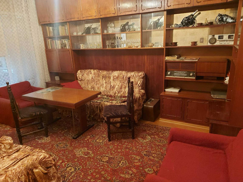 Продава 3-СТАЕН, гр. Пловдив, Тракия