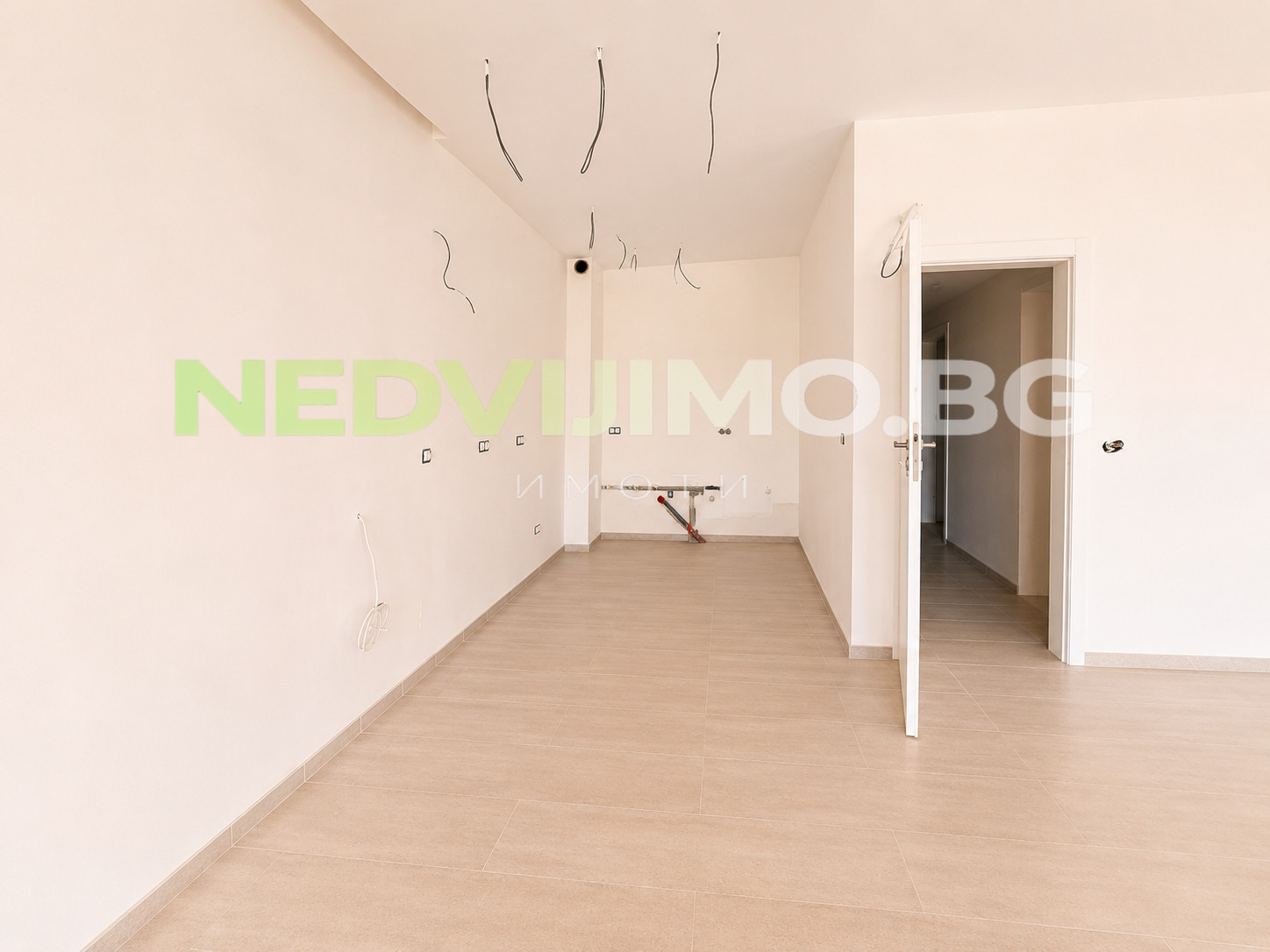 Продава 4-СТАЕН, гр. Варна, к.к. Св.Св. Константин и Елена, снимка 3 - Апартаменти - 54700813