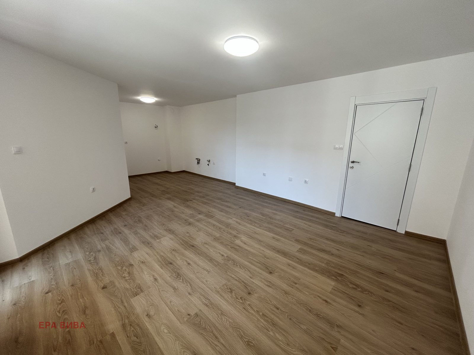 Продава МНОГОСТАЕН, гр. Варна, Окръжна болница-Генерали, снимка 3 - Апартаменти - 55121041