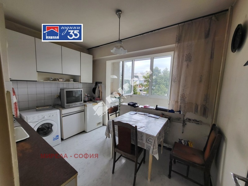 Продава 3-СТАЕН, гр. София, Борово