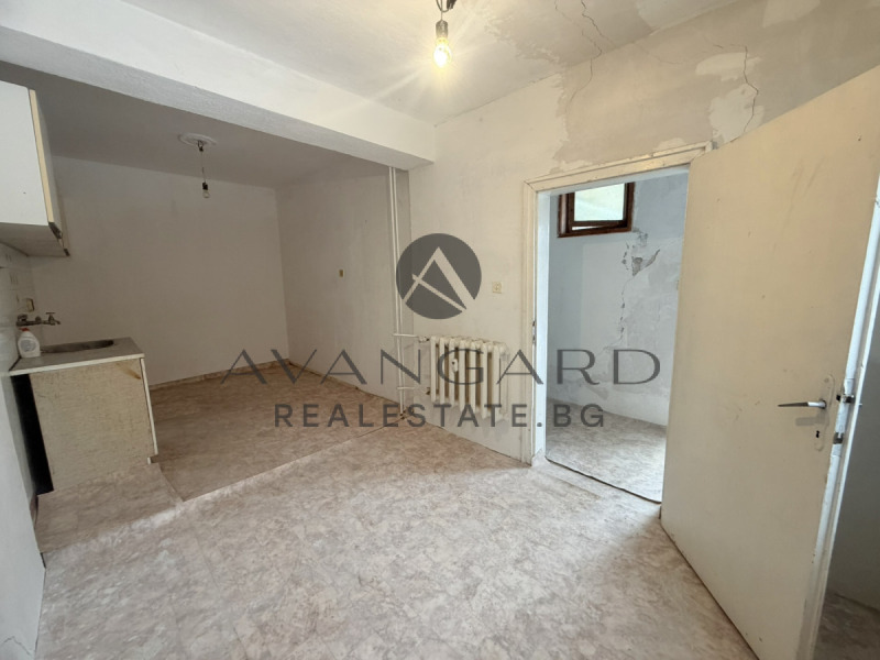 Продава КЪЩА, гр. Пловдив, Кършияка, снимка 2 - Къщи - 53286065