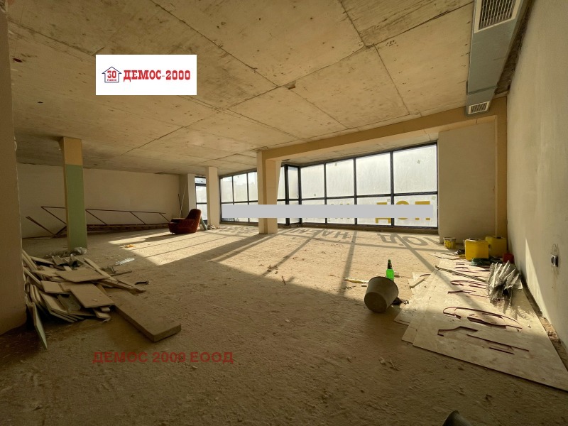 Продава ЗАВЕДЕНИЕ, град Варна, Гранд Мол • 500000 € / 977915.00 лв. • 28733587 1