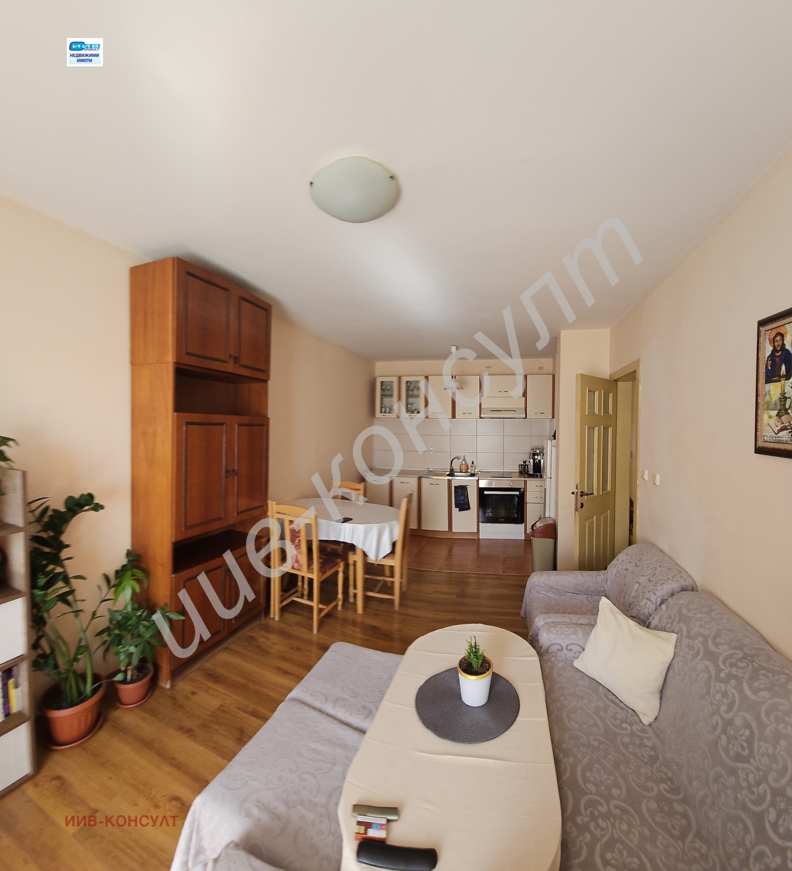 Продава 2-СТАЕН, гр. Велико Търново, Център, снимка 2 - Апартаменти - 54747451