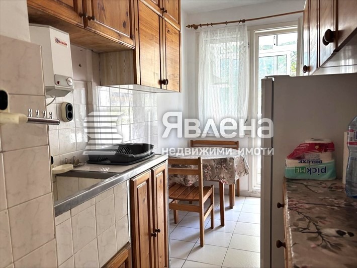 Продава 3-СТАЕН, гр. Варна, Аспарухово, снимка 2 - Апартаменти - 55094504