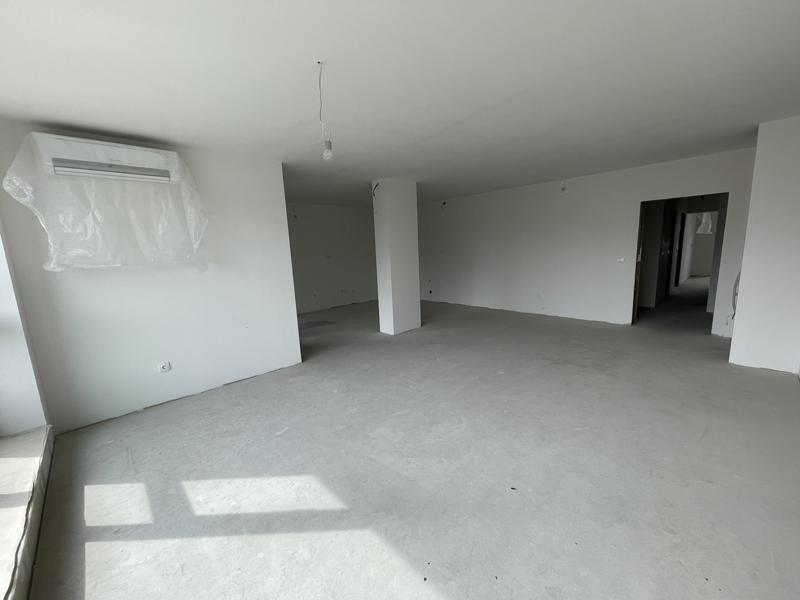 De vânzare  3 dormitoare Sofia , Studentsci grad , 175 mp | 14547002 - imagine [5]