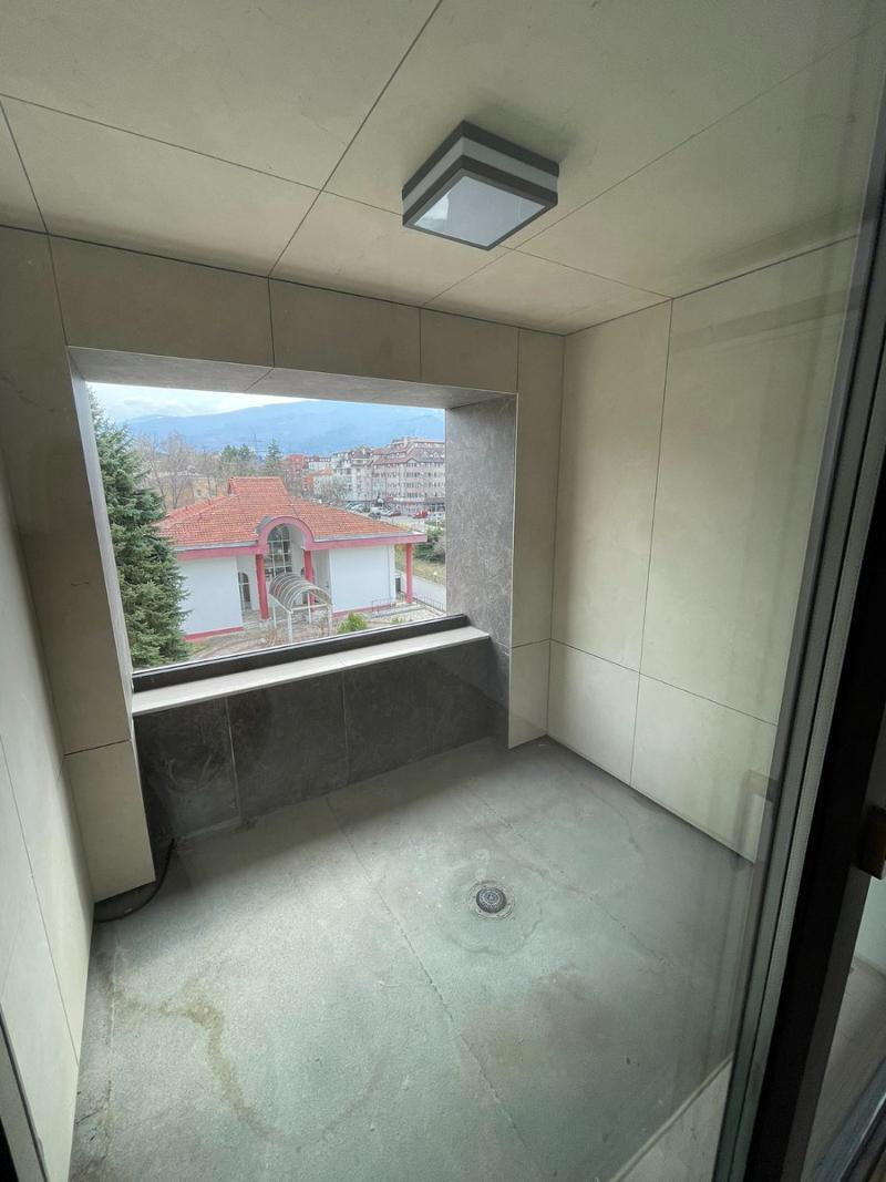 De vânzare  3 dormitoare Sofia , Studentsci grad , 175 mp | 14547002 - imagine [12]