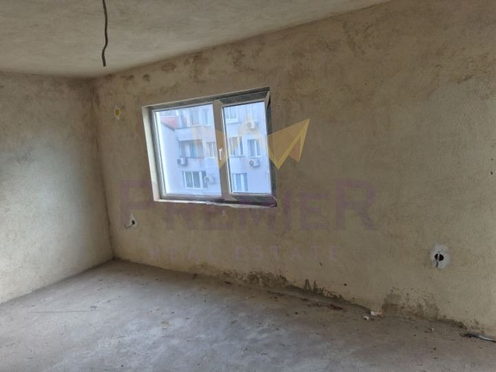 Продава 4-СТАЕН, гр. Варна, Левски 1, снимка 2 - Апартаменти - 53242134