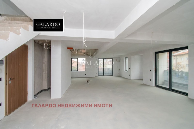 Продава МНОГОСТАЕН, гр. София, Бояна, снимка 2 - Апартаменти - 52925909