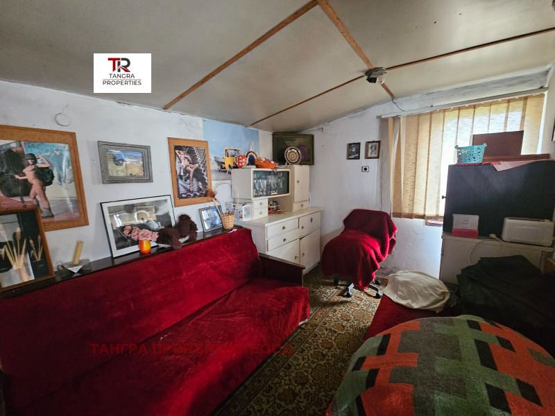 Продава ВИЛА, с. Поцърненци, област Перник, снимка 7 - Вили - 52631796