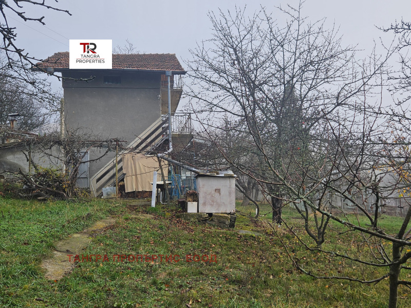 Продава ВИЛА, с. Поцърненци, област Перник, снимка 3 - Вили - 52631796