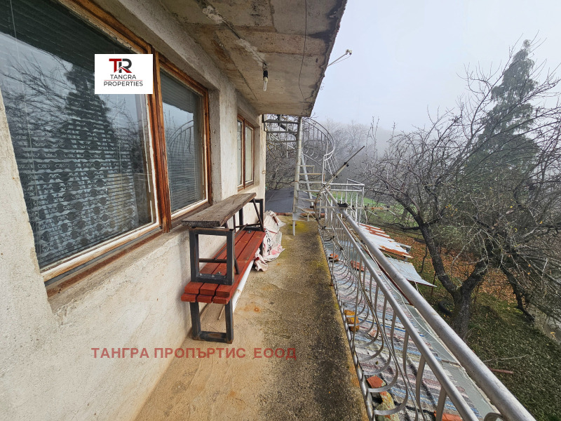 Продава ВИЛА, с. Поцърненци, област Перник, снимка 12 - Вили - 52631796