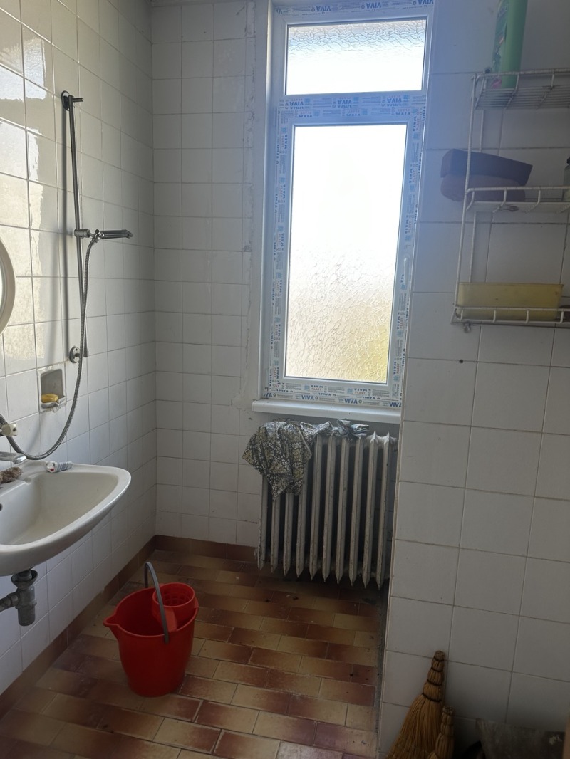 Продается  2 спальни Кърджали , Център , 98 кв.м | 98835753 - изображение [12]