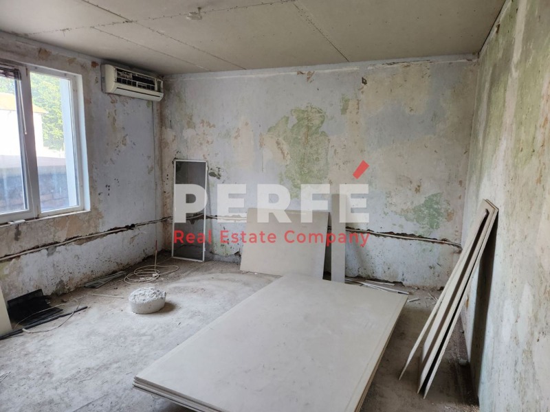 Till salu  Hus region Burgas , Aitos , 90 kvm | 88797964 - bild [5]