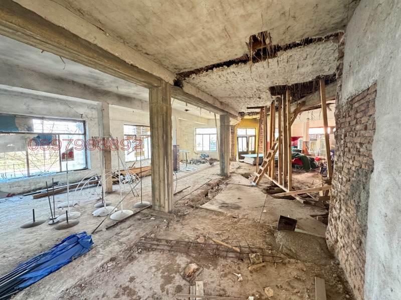 Продава БИЗНЕС ИМОТ, с. Гложене, област Враца, снимка 5 - Други - 53558707