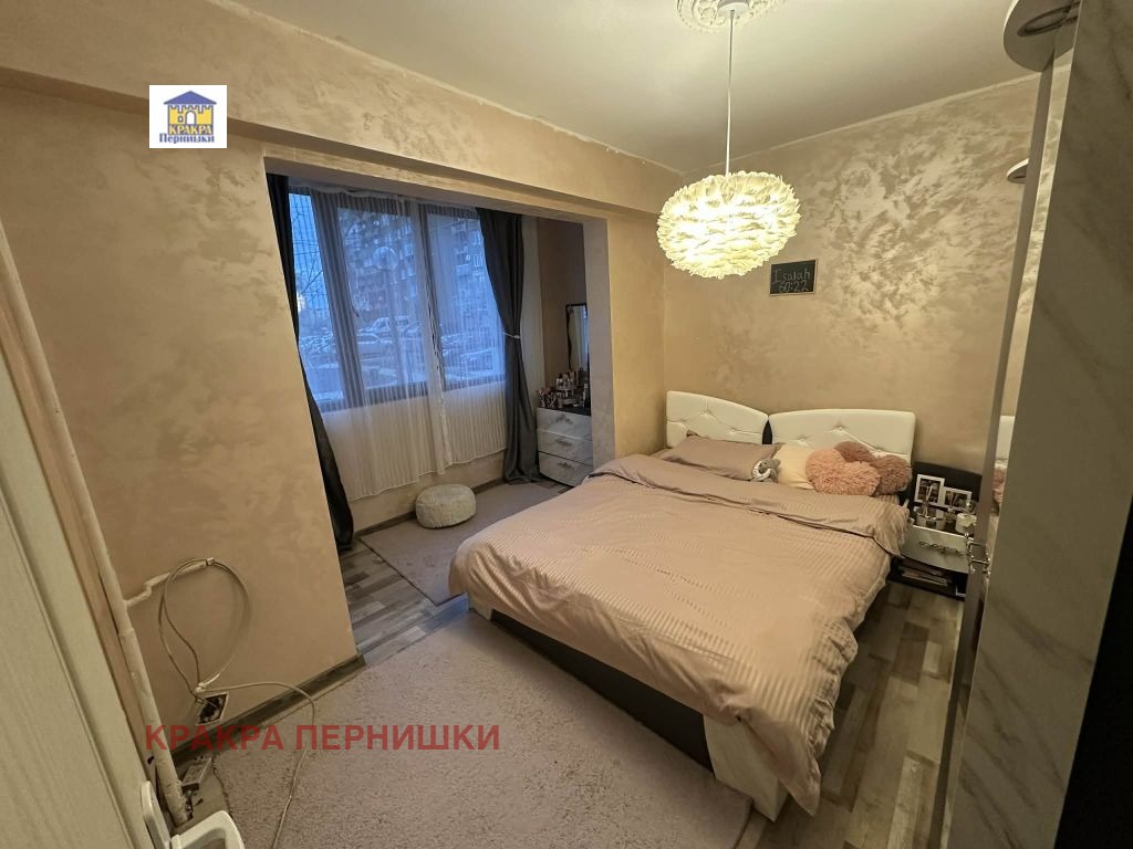 Продава 3-СТАЕН, гр. Перник, Тева, снимка 8 - Апартаменти - 54007371
