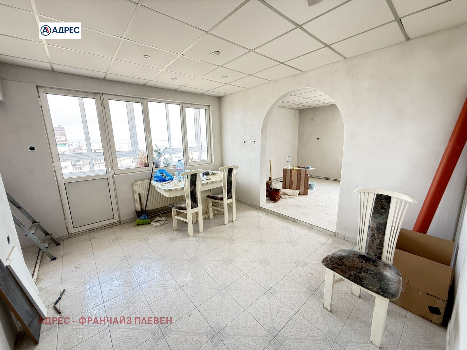 Продава 3-СТАЕН, гр. Ловеч, Център, снимка 2 - Апартаменти - 54147097
