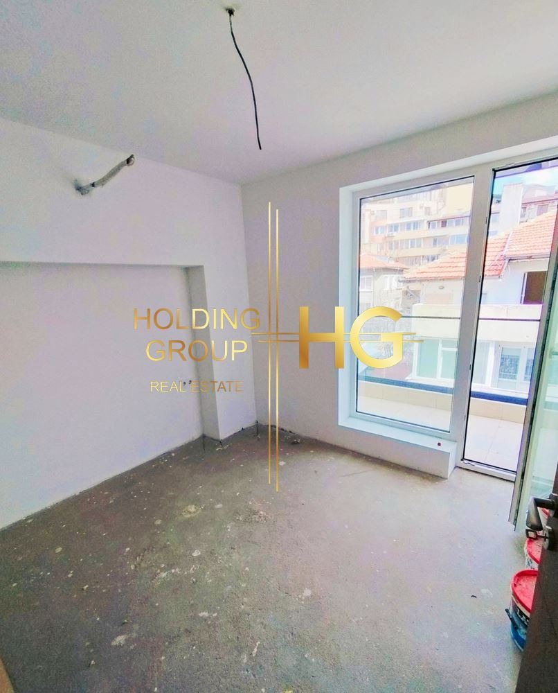 Продава МНОГОСТАЕН, гр. Варна, Левски 1, снимка 2 - Апартаменти - 50858658