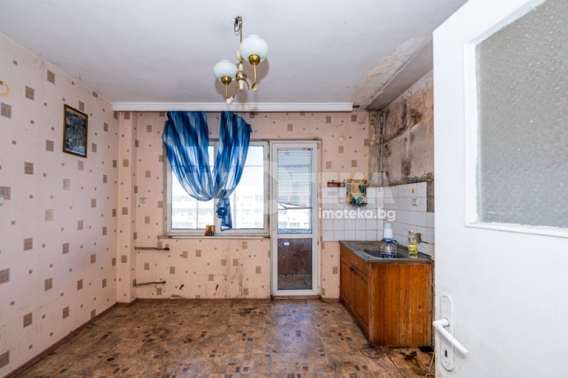 Na sprzedaż  2 sypialnie Plowdiw , Kjuczuk Pariż , 98 mkw | 97741519 - obraz [8]