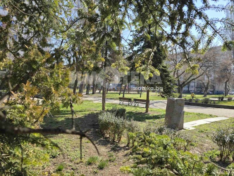 Na sprzedaż  2 sypialnie Plowdiw , Kjuczuk Pariż , 98 mkw | 97741519 - obraz [2]