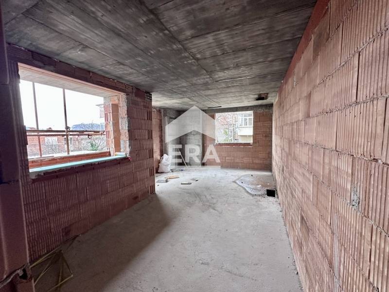 Продава 3-СТАЕН, гр. Велико Търново, Център, снимка 3 - Апартаменти - 52707436