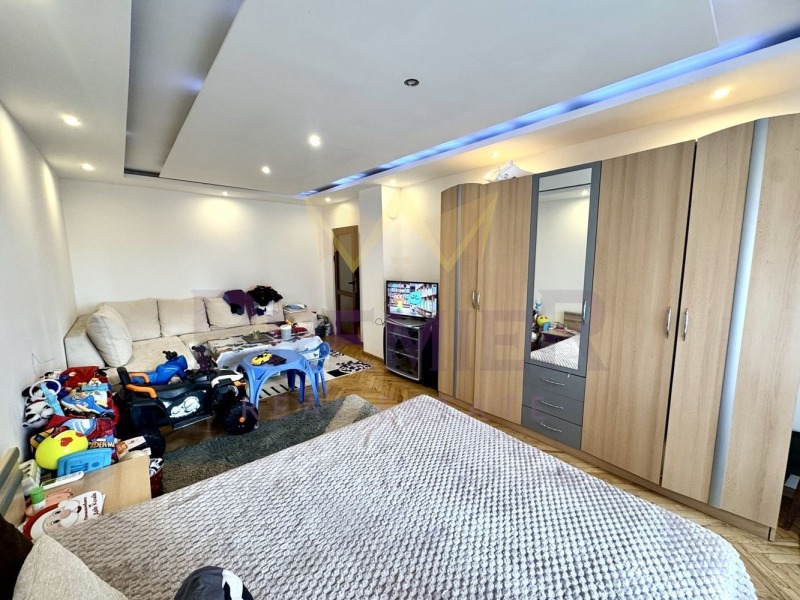 Продава 3-СТАЕН, гр. Варна, Младост 1, снимка 3 - Апартаменти - 52875063