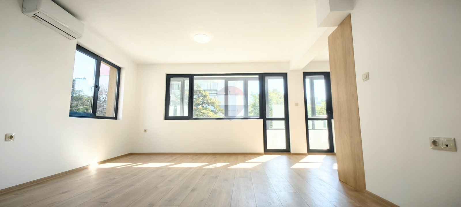 Продава 3-СТАЕН, гр. Варна, Център, снимка 6 - Апартаменти - 56606207