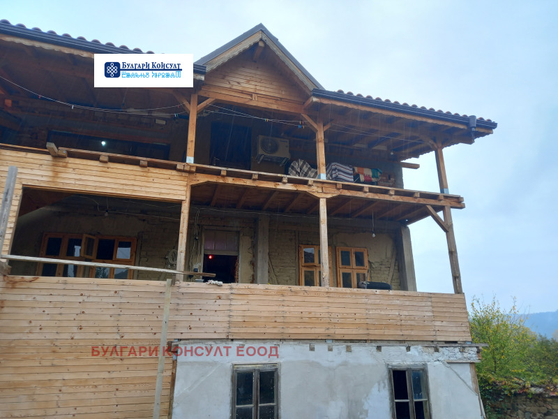 Продава КЪЩА в област Кюстендил, с. Згурово - 140 кв.м / 95 000 € » 185 803.85 лв., БУЛГАРИ КОНСУЛТ ЕООД