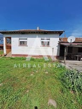 Продава КЪЩА, с. Обнова, област Плевен