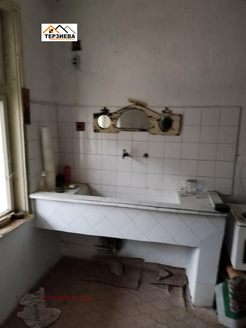 Te koop  Huis regio Stara Zagora , Kirilovo , 140 m² | 97403604 - afbeelding [5]