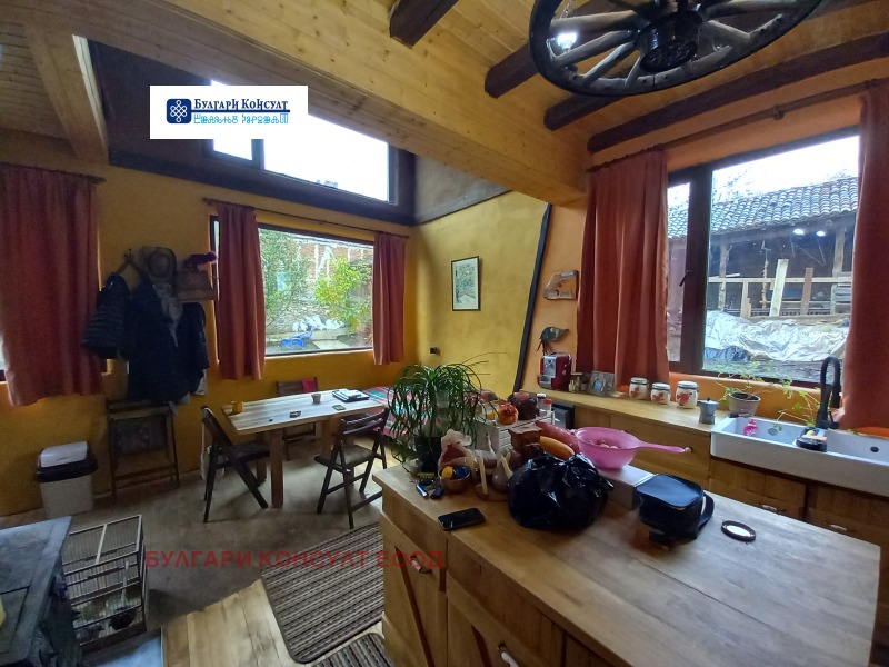 Продава КЪЩА, с. Згурово, област Кюстендил, снимка 7 - Къщи - 52200373