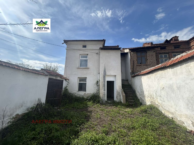 Продава КЪЩА в област Пазарджик, гр. Ветрен - 160 кв.м / 28 500 € » 55 741.16 лв., АЛЕГРА ИМОТИ