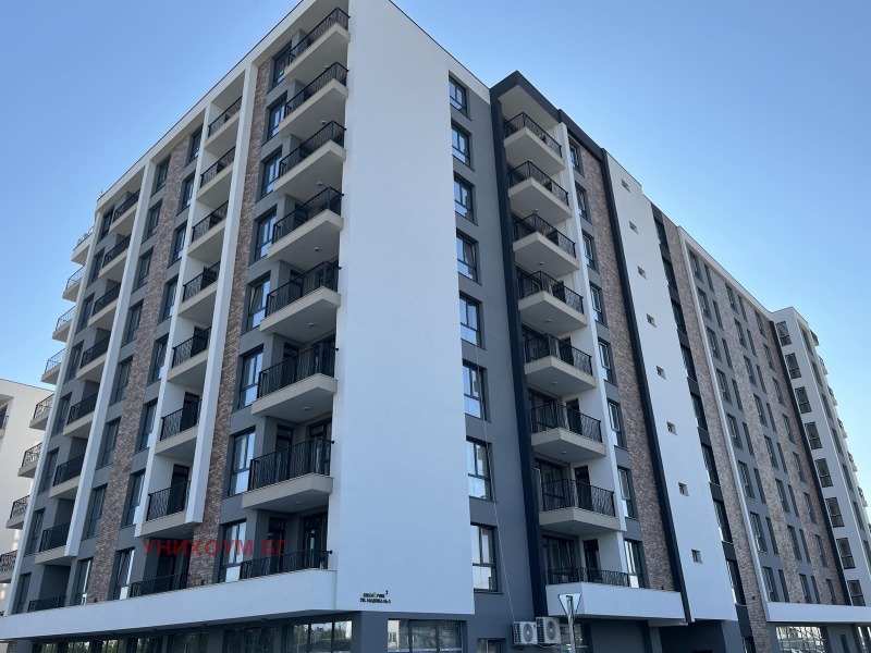 Продава  2-стаен, град Бургас, Мадика •  120 000 € • ID 30493597 — holmes.bg - [1] 