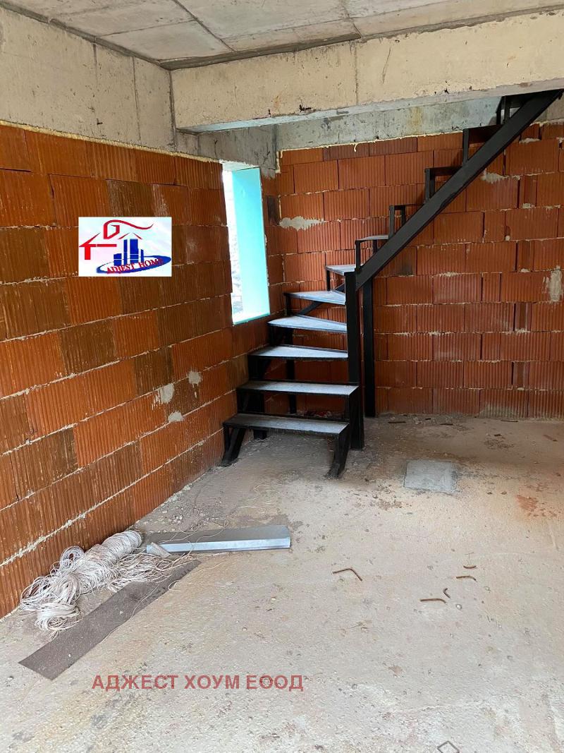 Продава МЕЗОНЕТ, гр. Разград, Житница, снимка 2 - Апартаменти - 55756171