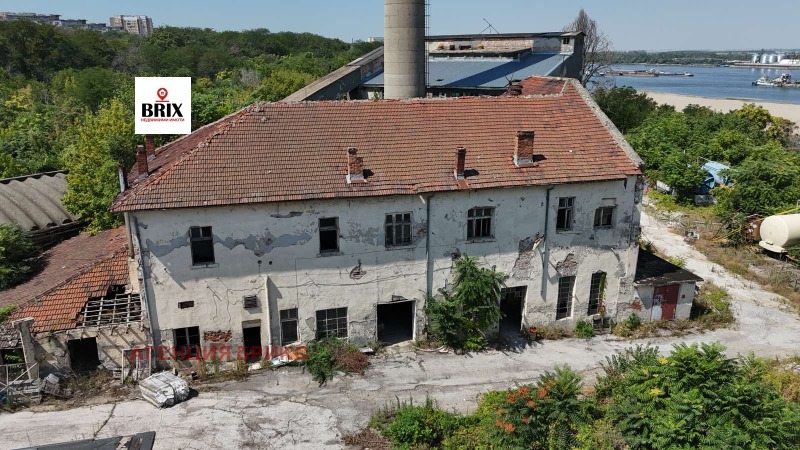 In vendita  Edificio industriale Ruse , Promishlena zona - Iztok , 1851 mq | 78740568 - Immagine [3]