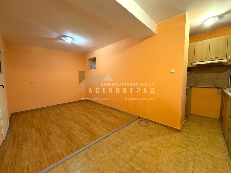 Продава 2-СТАЕН, гр. Асеновград, област Пловдив