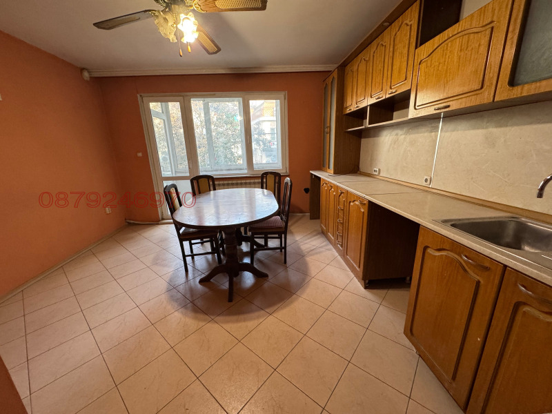 Te koop  3 slaapkamers Ruse , Tsentar , 120 m² | 51364971