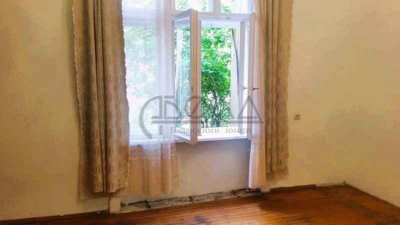 À venda  Mais de 3 quartos Sofia , Centar , 240 m² | 35939309 - imagem [8]