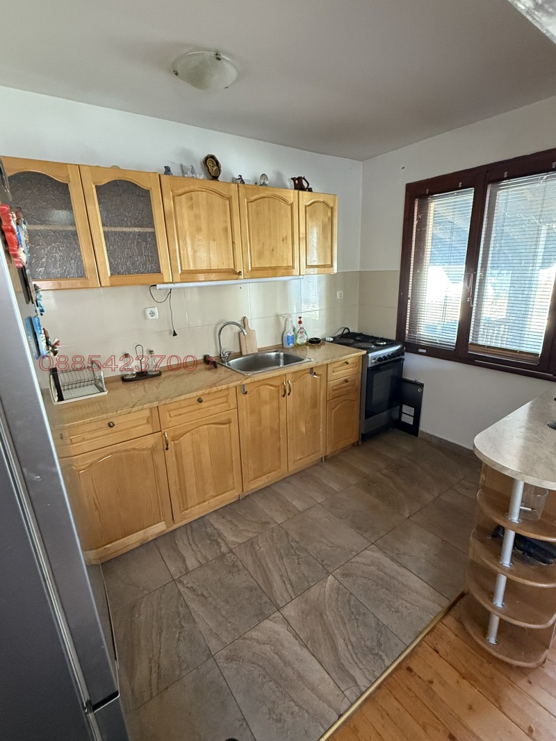 Продава КЪЩА, с. Лесидрен, област Ловеч, снимка 11 - Къщи - 52785423