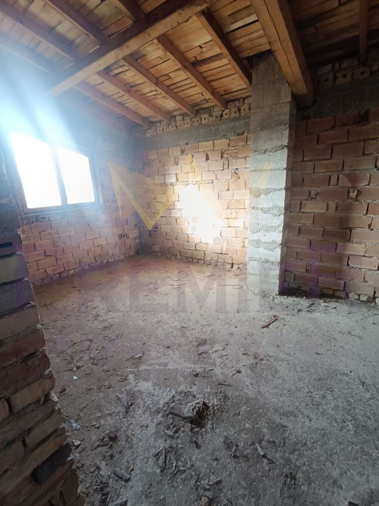 Продава КЪЩА, гр. Вълчи дол, област Варна, снимка 9 - Къщи - 55049323