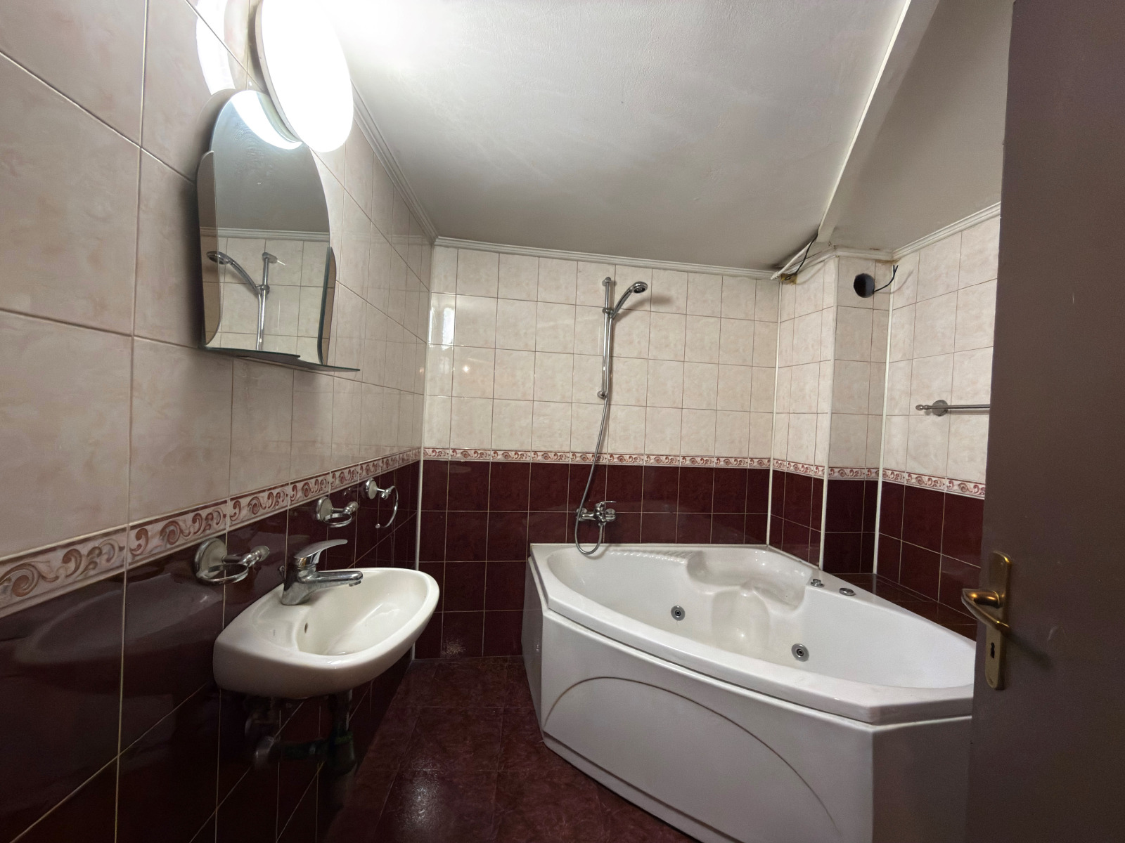 Продава КЪЩА, гр. София, Горубляне, снимка 14 - Къщи - 56195802