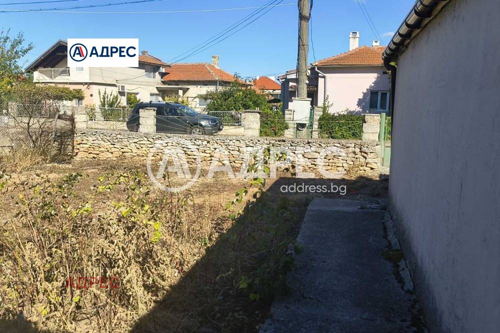 Продава КЪЩА, гр. Каварна, област Добрич, снимка 4 - Къщи - 56302341