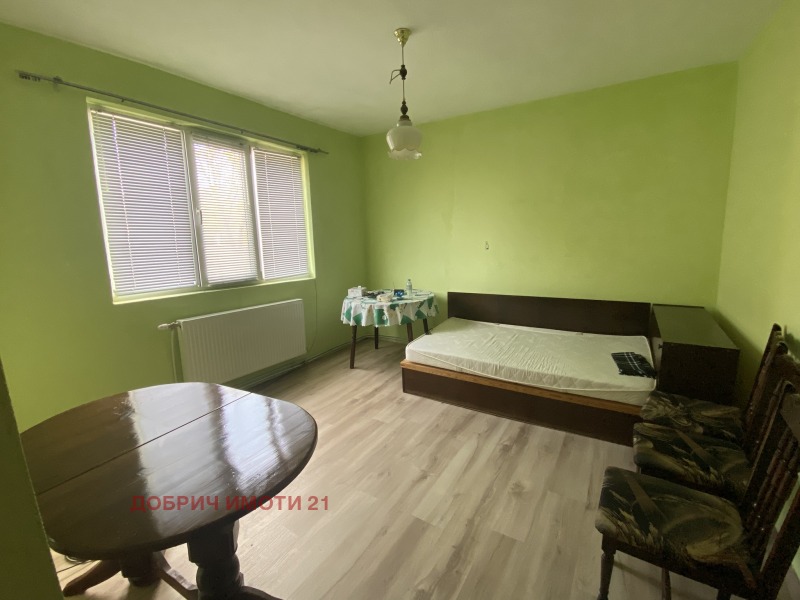 Продава 3-СТАЕН в град Добрич, Червената пръст - 72 кв.м / 85 500 € » 167 223.47 лв., ДОБРИЧ ИМОТИ 21