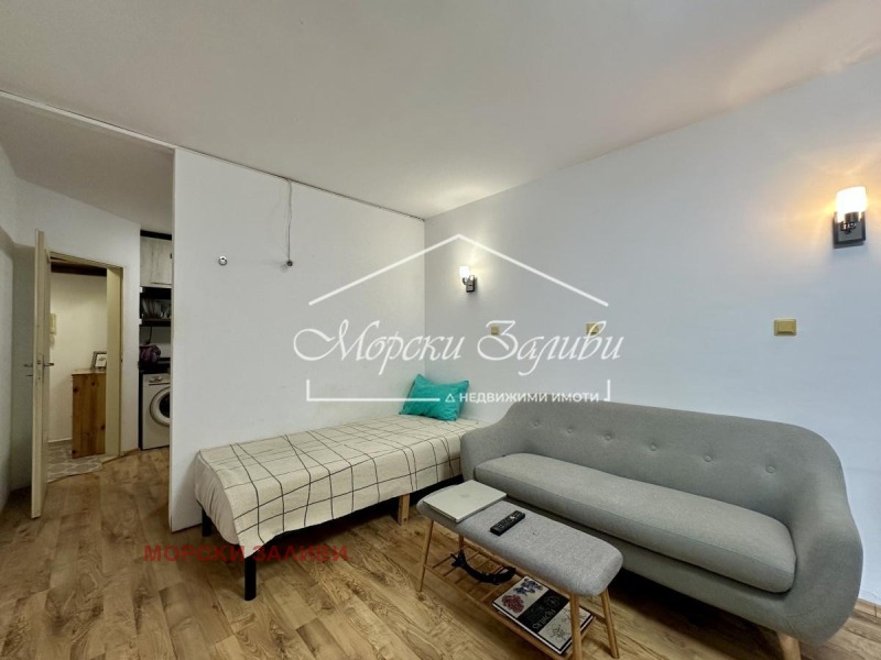 Продава  2-стаен град Бургас , Център , 54 кв.м | 15772156 - изображение [2]