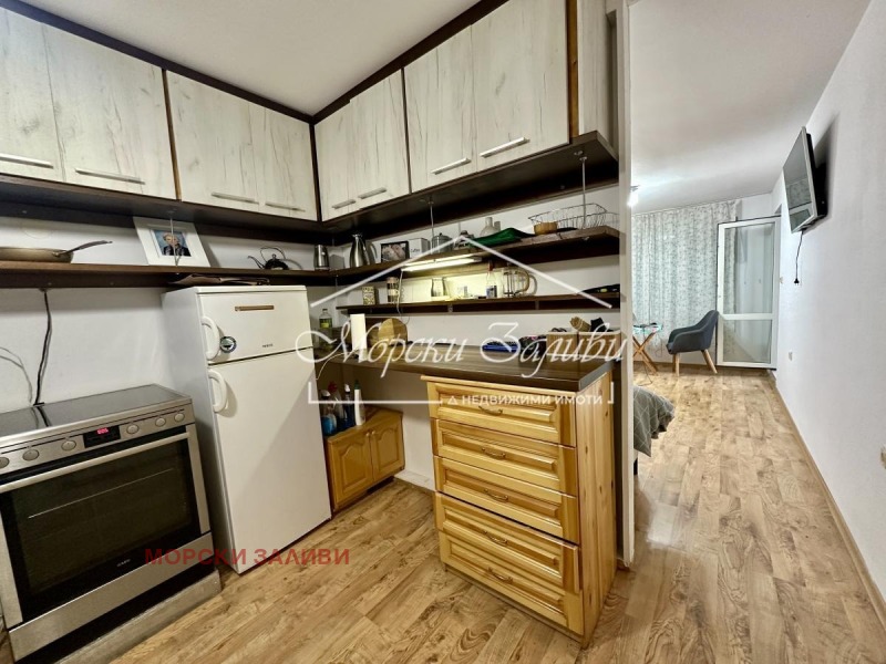 Продава  2-стаен град Бургас , Център , 54 кв.м | 15772156 - изображение [3]