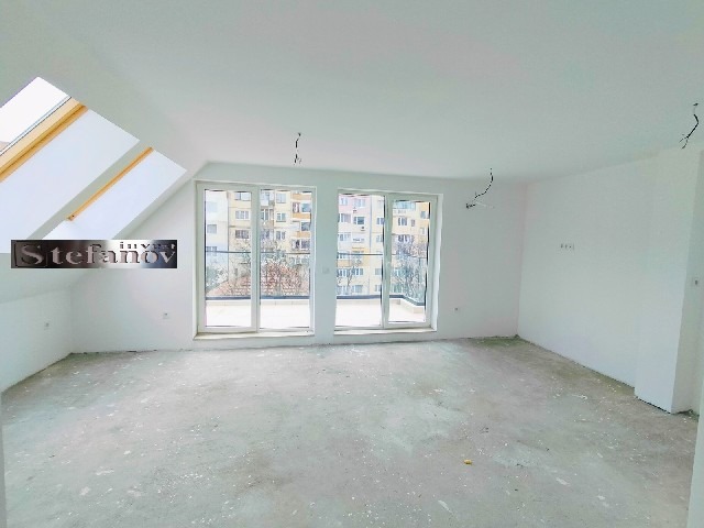 Продава 3-СТАЕН, гр. Варна, Левски 1, снимка 2 - Апартаменти - 53644186