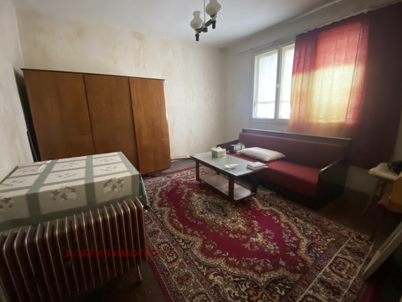 Продава 3-СТАЕН, гр. Добрич, Червената пръст, снимка 2 - Апартаменти - 53080433