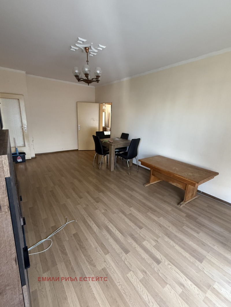 Продава 3-СТАЕН, гр. София, Фондови жилища, снимка 4 - Апартаменти - 53245428