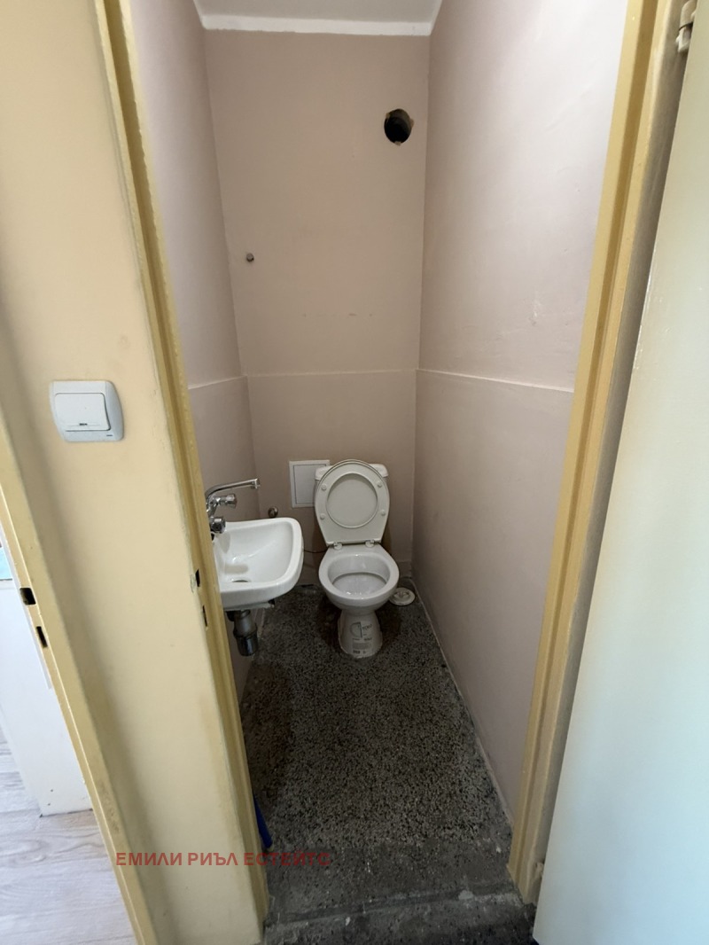 Продава 3-СТАЕН, гр. София, Фондови жилища, снимка 15 - Апартаменти - 53245428