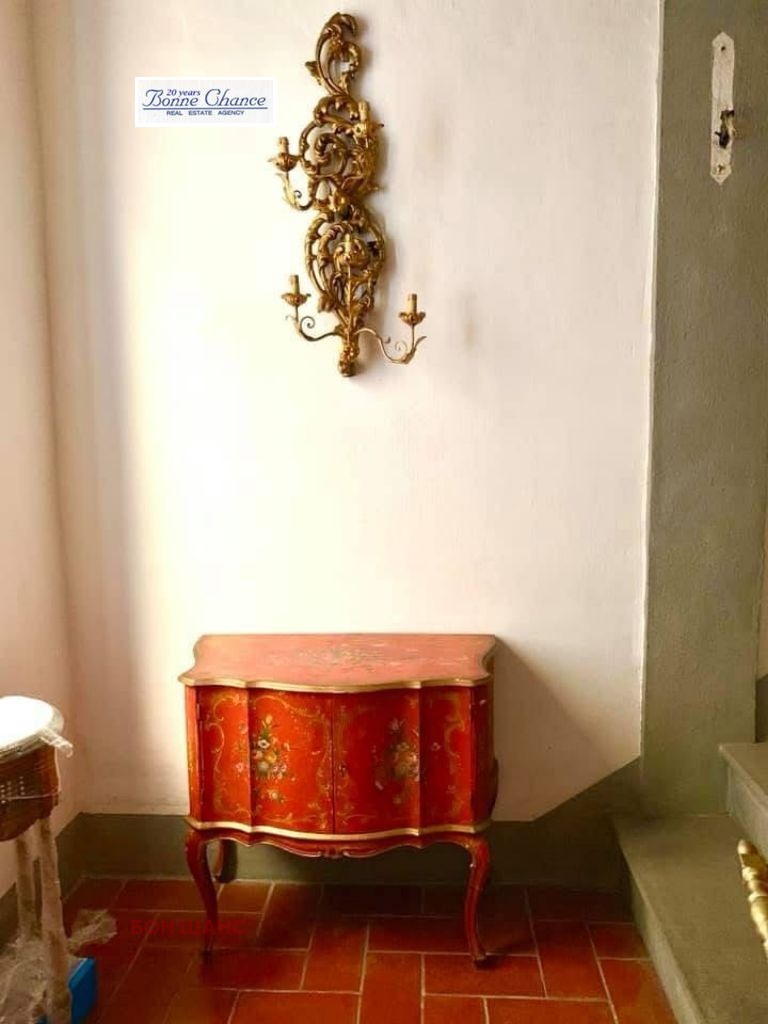 Продава МНОГОСТАЕН, гр. София, Център, снимка 6 - Апартаменти - 52392242