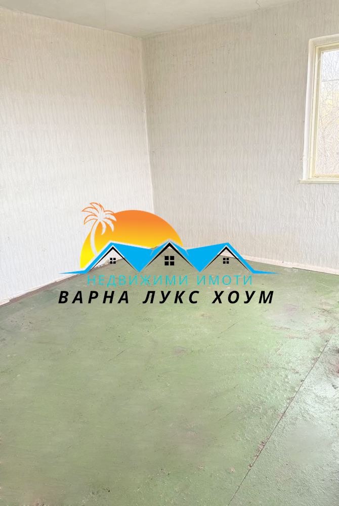 Продава КЪЩА, с. Разделна, област Варна, снимка 8 - Къщи - 48767007